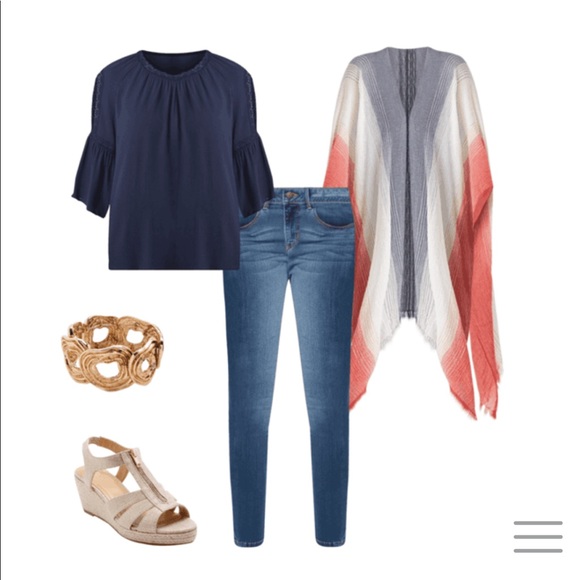 American Ruana Kimono - Picture 3 of 3